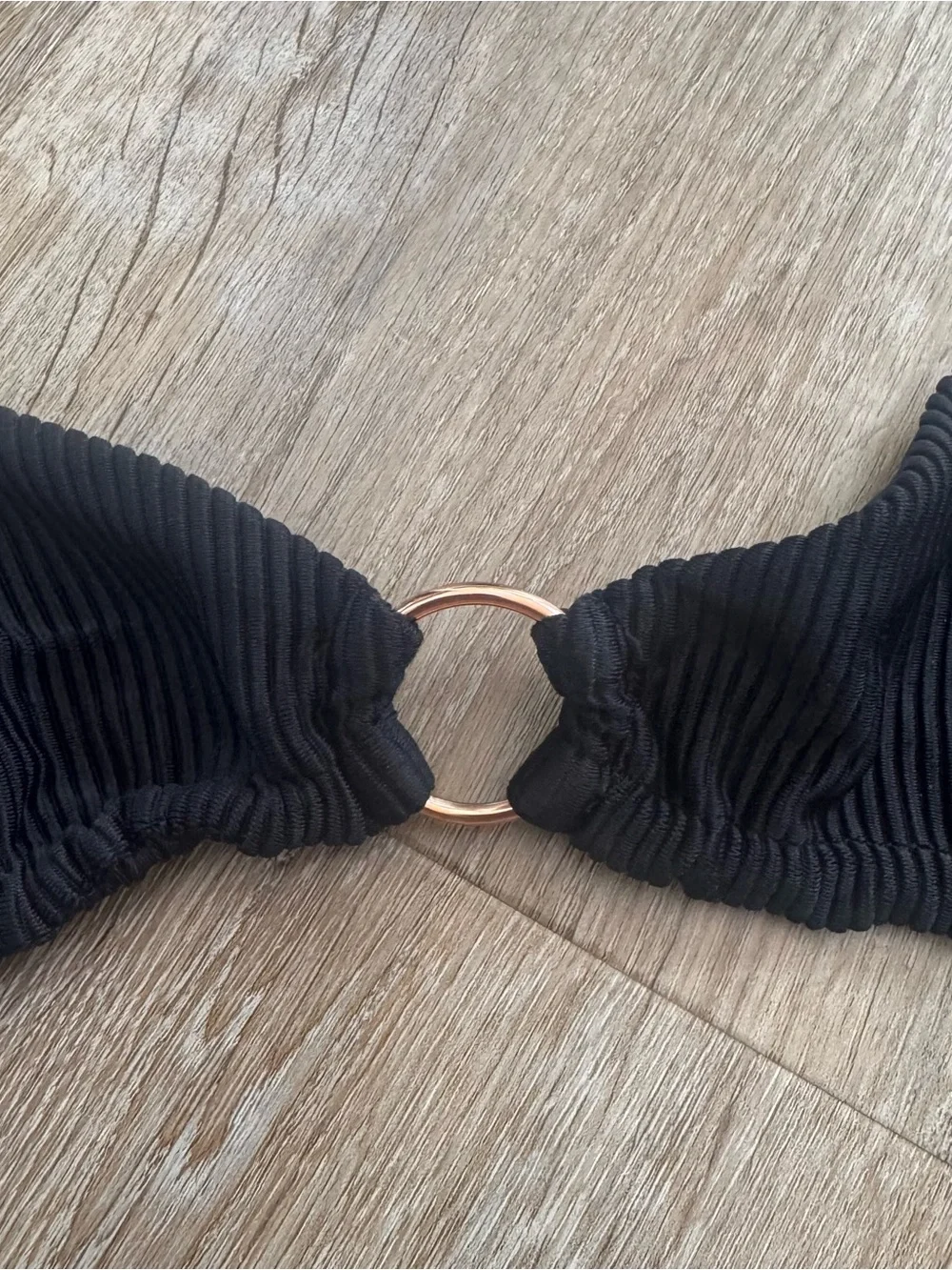 Frankies Bikinis Women's Small Black Ribbed Bikini Top Rose Gold Center O Ring S
